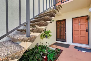 301 N Pine Island Rd, Plantation, FL 33324 - Photo 5