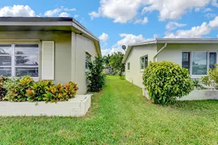 4938 NW 54th Ct, Tamarac, FL 33319 - Photo 13