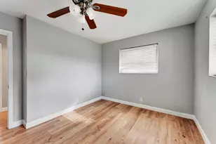 4938 NW 54th Ct, Tamarac, FL 33319 - Photo 19