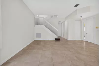 207 Isle Verde Way, Palm Beach Gardens, FL 33418 - Photo 9