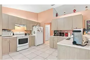 467 SW Parish Terrace, Port Saint Lucie, FL 34984 - Photo 5