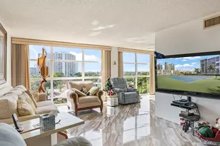 600 Parkview Dr, Hallandale Beach, FL 33009 - Photo 1