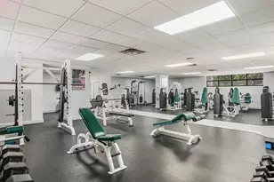 600 Parkview Dr, Hallandale Beach, FL 33009 - Photo 31