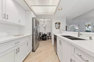 100 SE 5th Ave, Boca Raton, FL 33432 - Photo 9