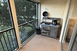 3300 W Rolling Hills Cir, Davie, FL 33328 - Photo 5