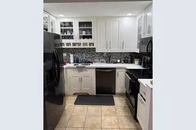 3300 W Rolling Hills Circle #Apt 408, Davie, FL 33328 - Photo 11