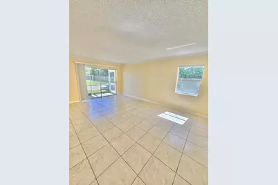104 SE 10th Street #101, Deerfield Beach, FL 33441 - Photo 3