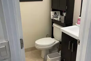 4670 NW 113th Ave, Sunrise, FL 33323 - Photo 9