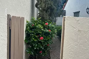 6945 Palmar Ct, Boca Raton, FL 33433 - Photo 23