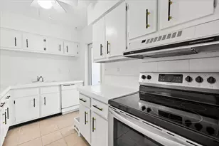 2700 Banyan Rd, Boca Raton, FL 33432 - Photo 5