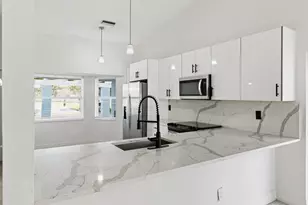 34 Paxford Ln, Boynton Beach, FL 33426 - Photo 9