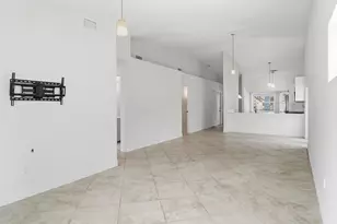 34 Paxford Ln, Boynton Beach, FL 33426 - Photo 11