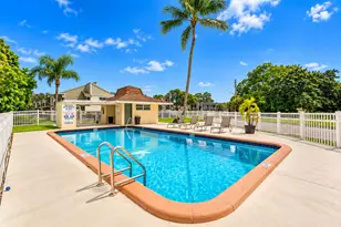 8125 Lagos De Campo Blvd, Tamarac, FL 33321 - Photo 37