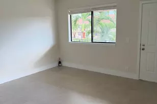 700 Nottingham Cir, Greenacres, FL 33463 - Photo 5