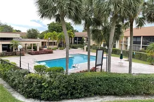 2339 SW 15th St, Deerfield Beach, FL 33442 - Photo 11