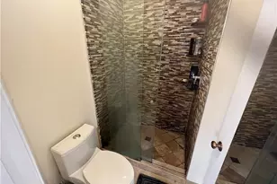 2339 SW 15th St, Deerfield Beach, FL 33442 - Photo 23