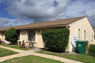 8061 SW 20th Pl, Davie, FL 33324 - Photo 1