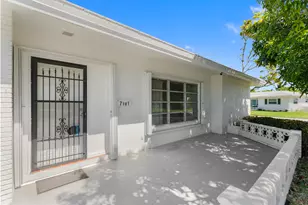 7101 NW 71st St, Tamarac, FL 33321 - Photo 13