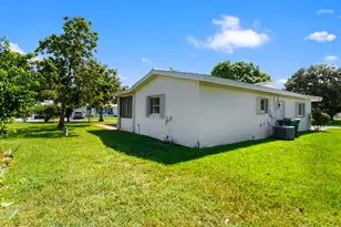 7101 NW 71st St, Tamarac, FL 33321 - Photo 5
