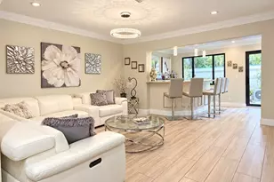 653 Spinnaker Ct, Wellington, FL 33414 - Photo 7