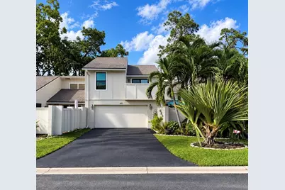653 Spinnaker Court, Wellington, FL 33414 - Photo 3