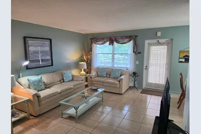 15 Markham A #15, Deerfield Beach, FL 33442 - Photo 1