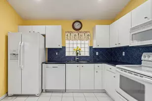 12986 Hampton Lakes Cir, Boynton Beach, FL 33436 - Photo 23