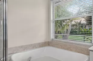 2521 S Coral Trace Cir, Delray Beach, FL 33445 - Photo 23