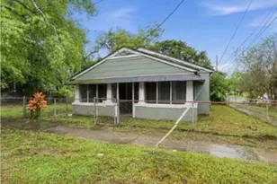 956 Baker Ave, Jacksonville, FL 32209 - Photo 1