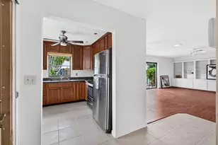 866 NW 25th Ave, Delray Beach, FL 33445 - Photo 11