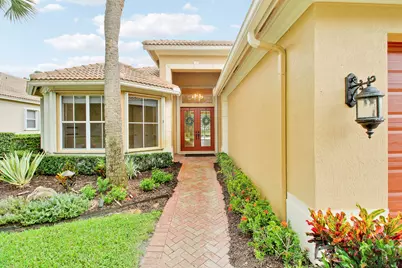 7603 Greenbrier Circle, Port Saint Lucie, FL 34986 - Photo 5