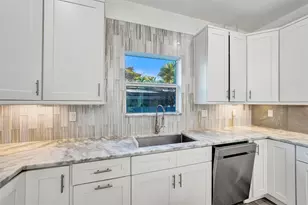 2502 NE 6th Ave, Wilton Manors, FL 33305 - Photo 19