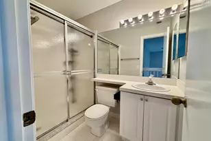 7426 Pinewalk Dr S, Margate, FL 33063 - Photo 23