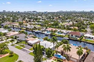 160 SE 9th St, Pompano Beach, FL 33060 - Photo 35