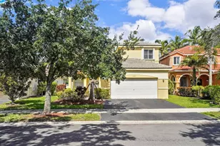 1457 Banyan Way, Weston, FL 33327 - Photo 3
