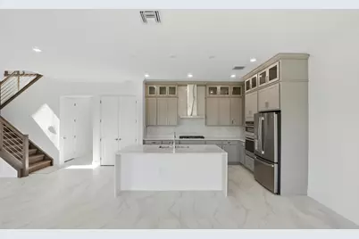 1016 Raleigh Way, Wellington, FL 33414 - Photo 5