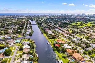 389 Oregon Ln, Boca Raton, FL 33487 - Photo 3