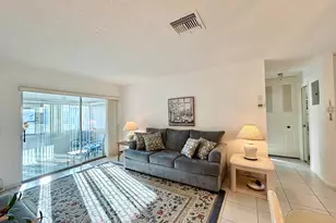 2653 Dudley Dr W, West Palm Beach, FL 33415 - Photo 9