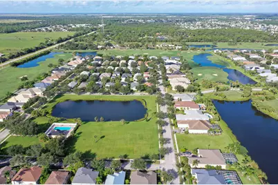 7606 S Village Square, Vero Beach, FL 32966 - Photo 23