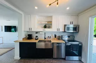 2711 NE 11th Terrace, Pompano Beach, FL 33064 - Photo 3