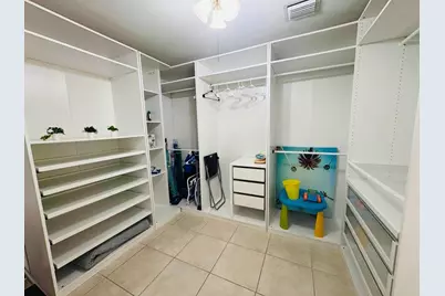 2711 NE 11th Terrace, Pompano Beach, FL 33064 - Photo 13
