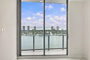 220 Lake Shore Dr, West Palm Beach, FL 33403 - Photo 9