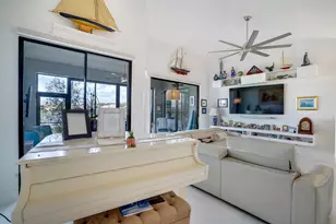 7235 Sweet Bay Ct, Boynton Beach, FL 33472 - Photo 9