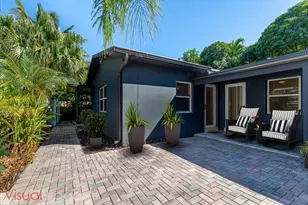 2000 NE 18th St, Fort Lauderdale, FL 33305 - Photo 9