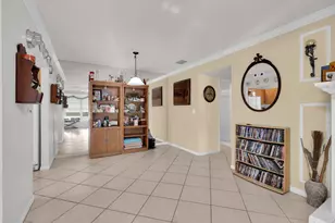 1738 Lakefront Blvd, Fort Pierce, FL 34982 - Photo 7