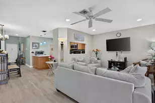 1991 Discovery Cir E, Deerfield Beach, FL 33442 - Photo 19