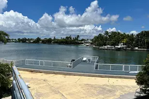 4720 Pine Tree Dr, Miami Beach, FL 33140 - Photo 25