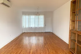 4720 Pine Tree Dr, Miami Beach, FL 33140 - Photo 5