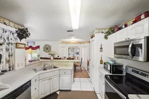 1512 N 42nd St, Fort Pierce, FL 34947 - Photo 5
