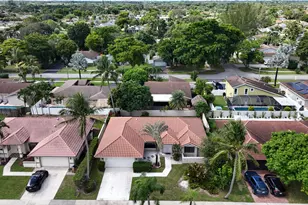 311 NW 37th Way, Deerfield Beach, FL 33442 - Photo 35